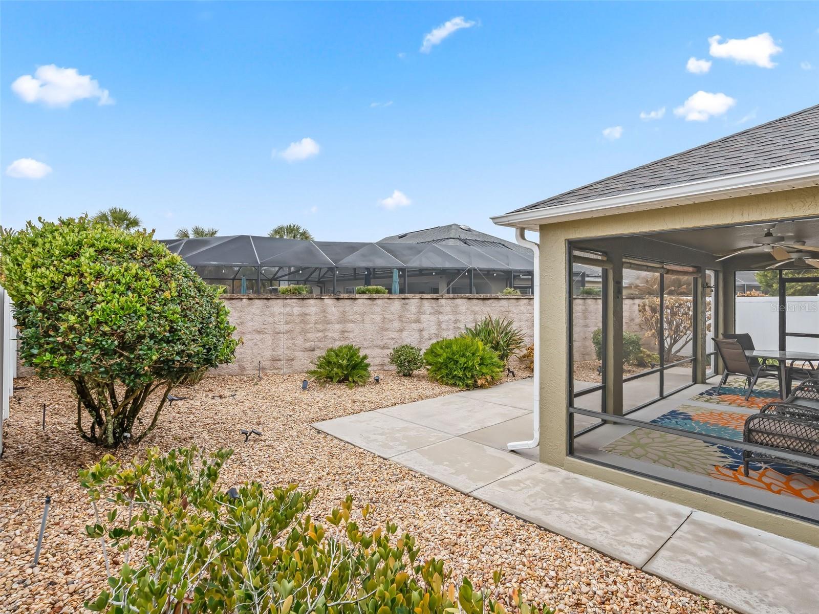 Image 43 of 52 For 3698 Robertson Way