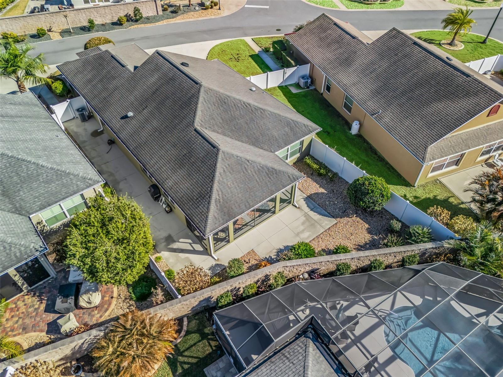 Image 47 of 52 For 3698 Robertson Way