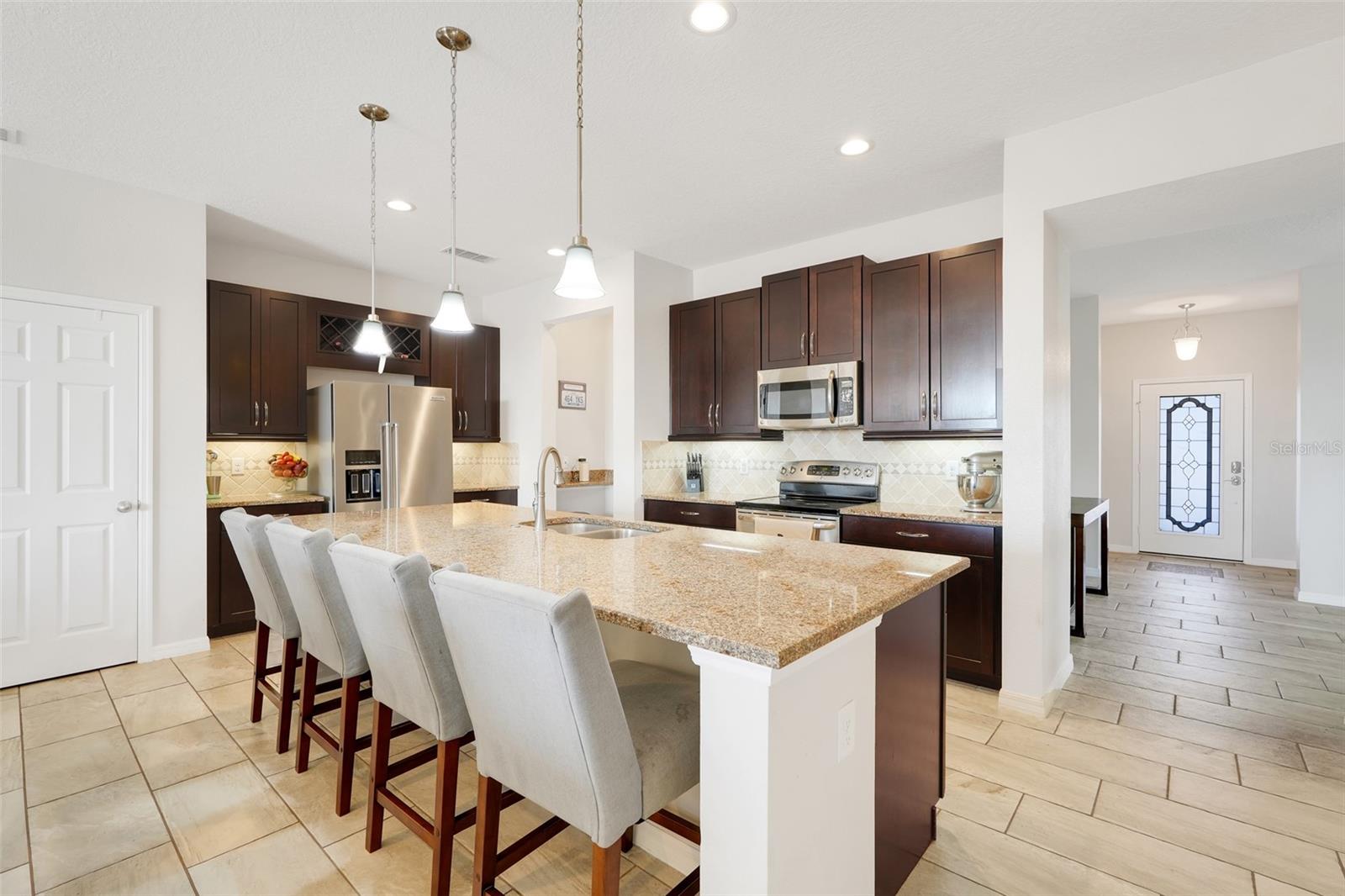 Image 13 of 45 For 10019 Lenox Street