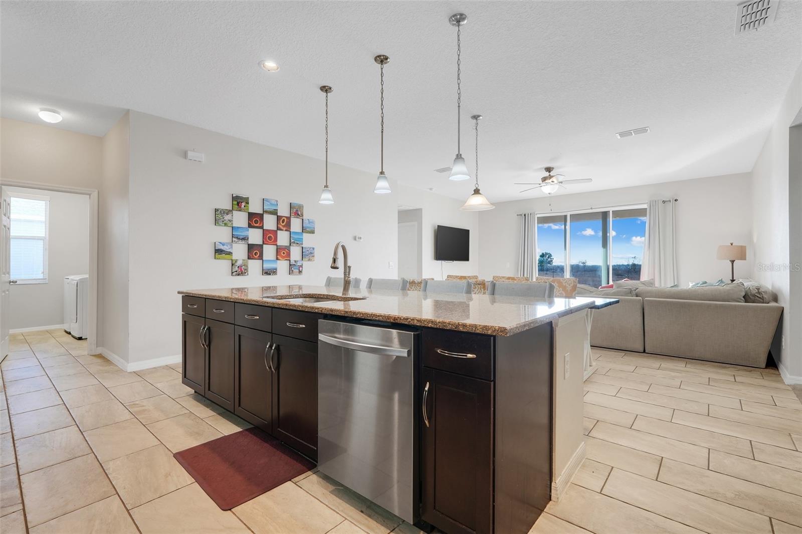 Image 14 of 45 For 10019 Lenox Street