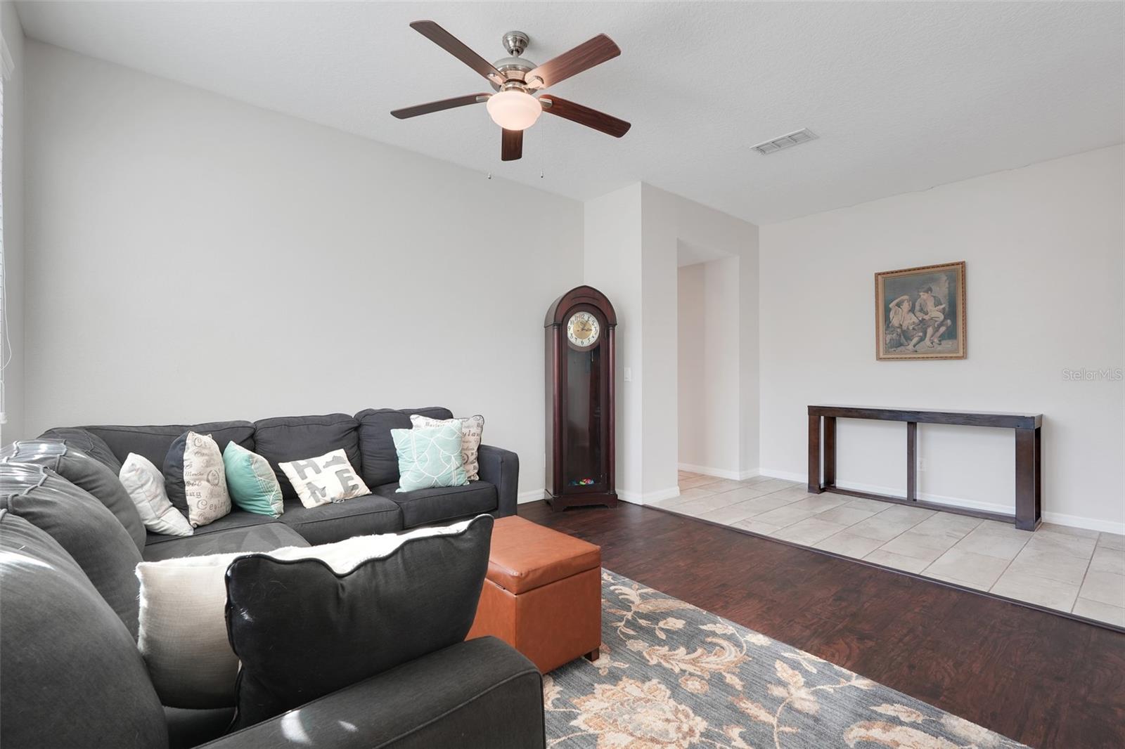 Image 18 of 45 For 10019 Lenox Street