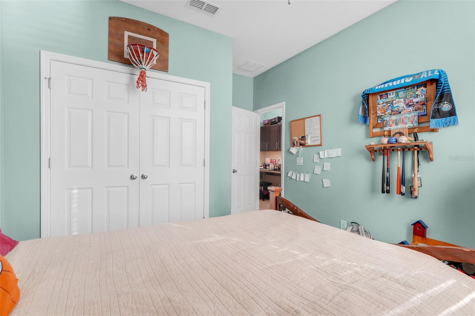 Image 29 of 45 For 10019 Lenox Street