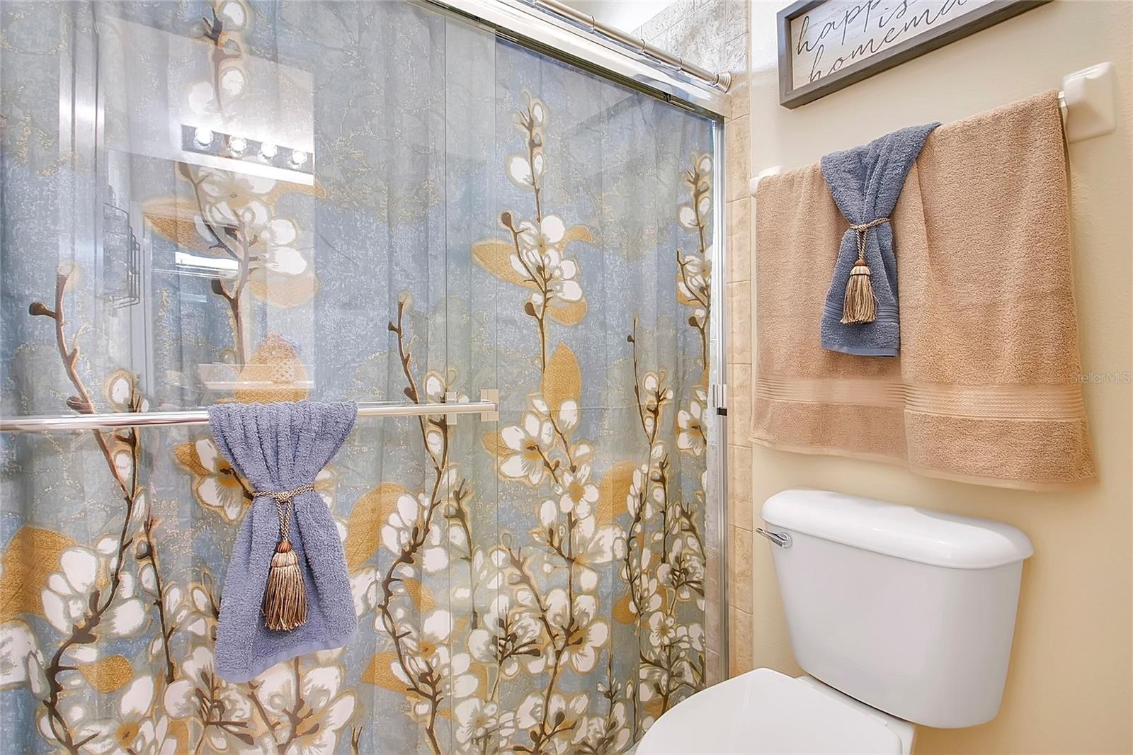 Image 25 of 42 For 228 Chardonnay Lane