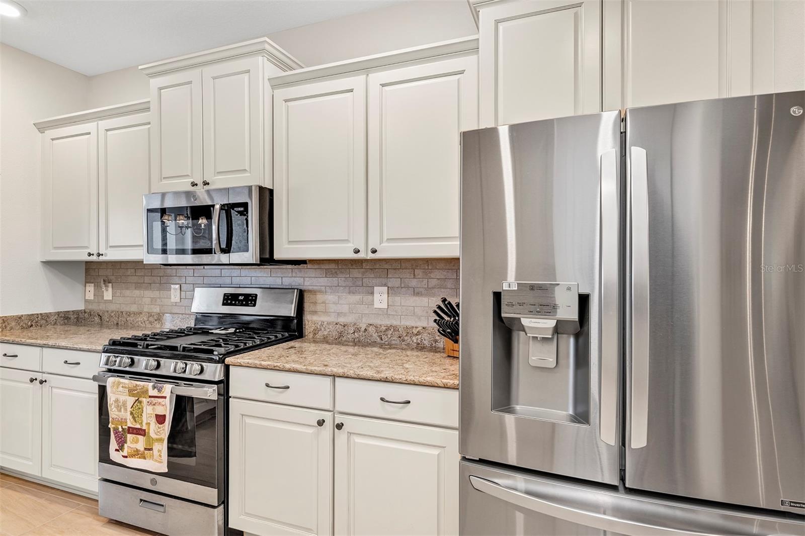 Image 13 of 54 For 3637 Arlington Ridge Boulevard