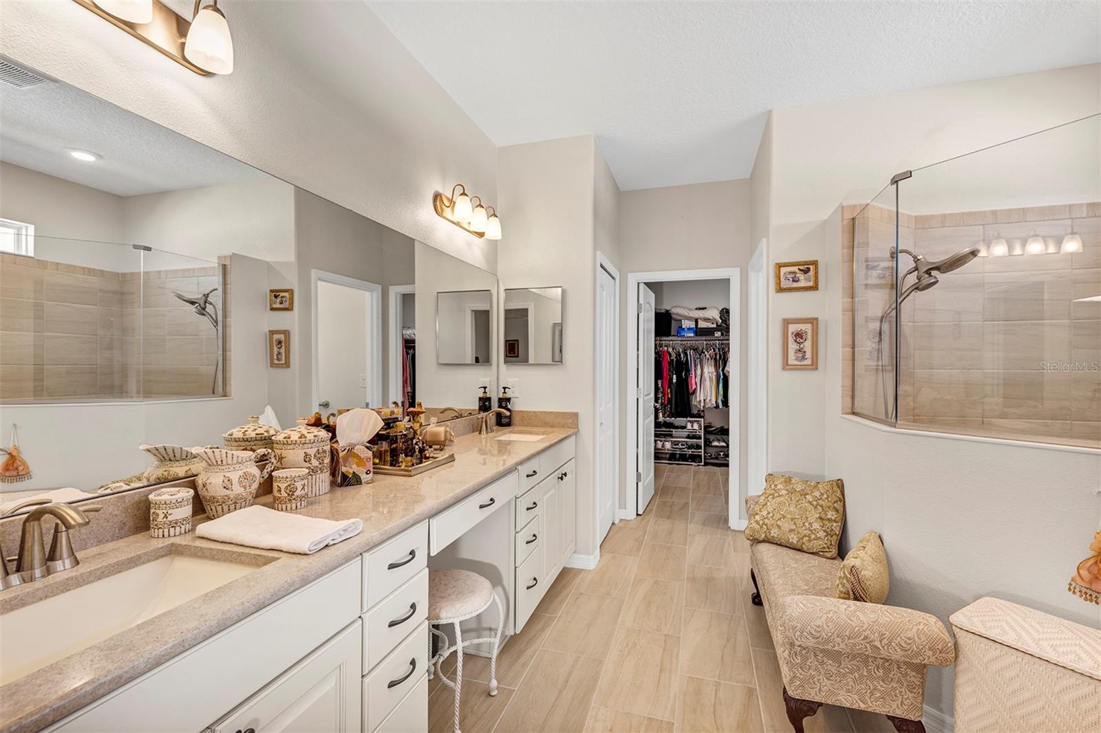 Image 16 of 54 For 3637 Arlington Ridge Boulevard