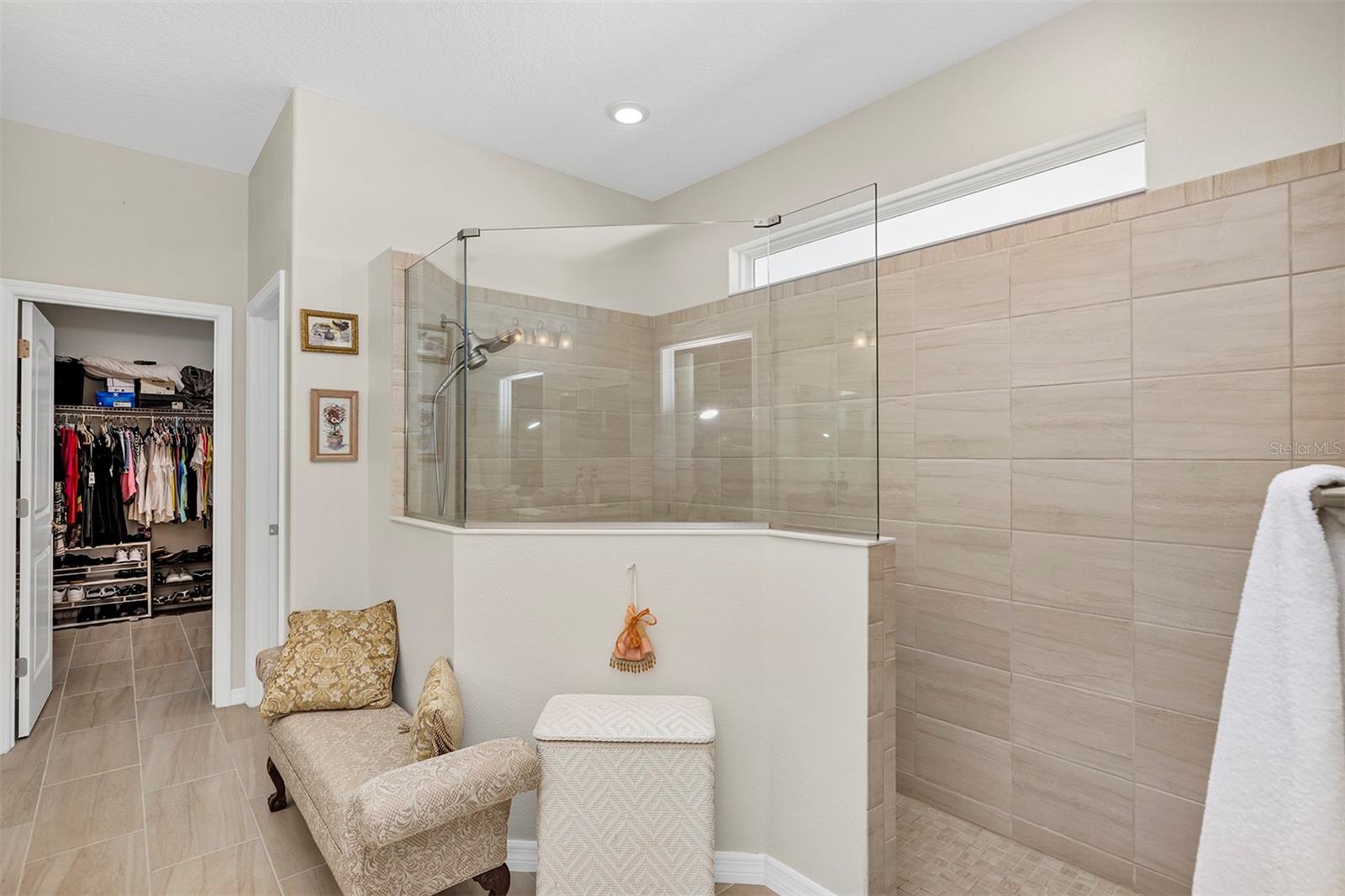 Image 17 of 54 For 3637 Arlington Ridge Boulevard