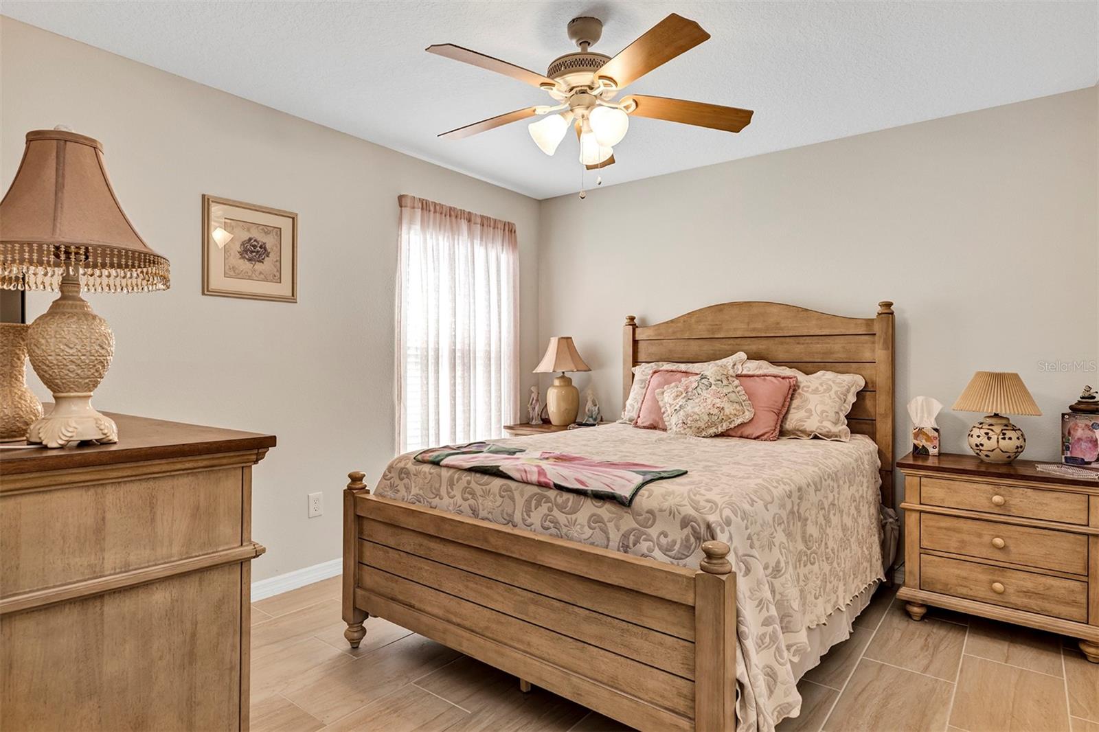 Image 19 of 54 For 3637 Arlington Ridge Boulevard