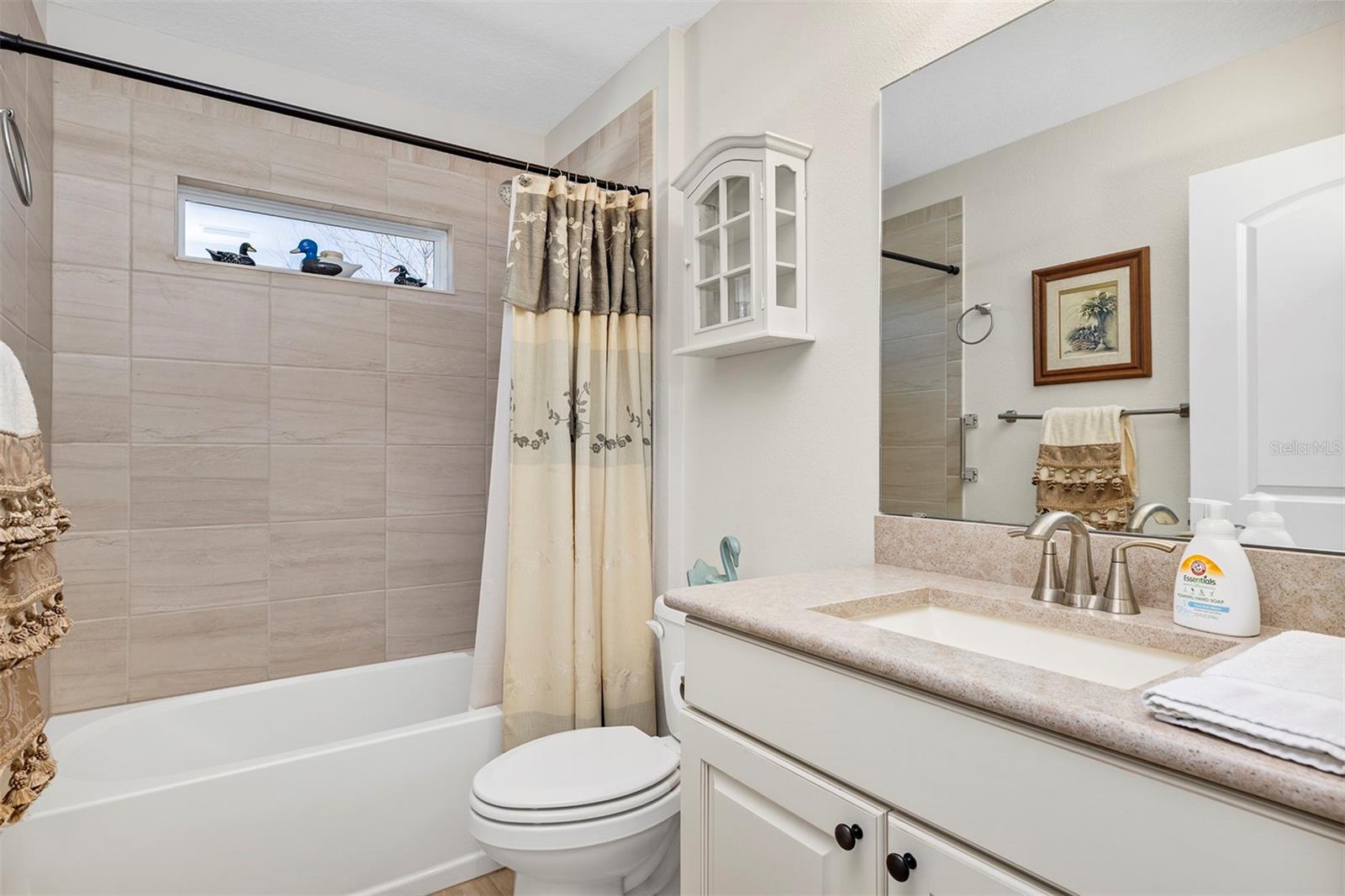 Image 20 of 54 For 3637 Arlington Ridge Boulevard