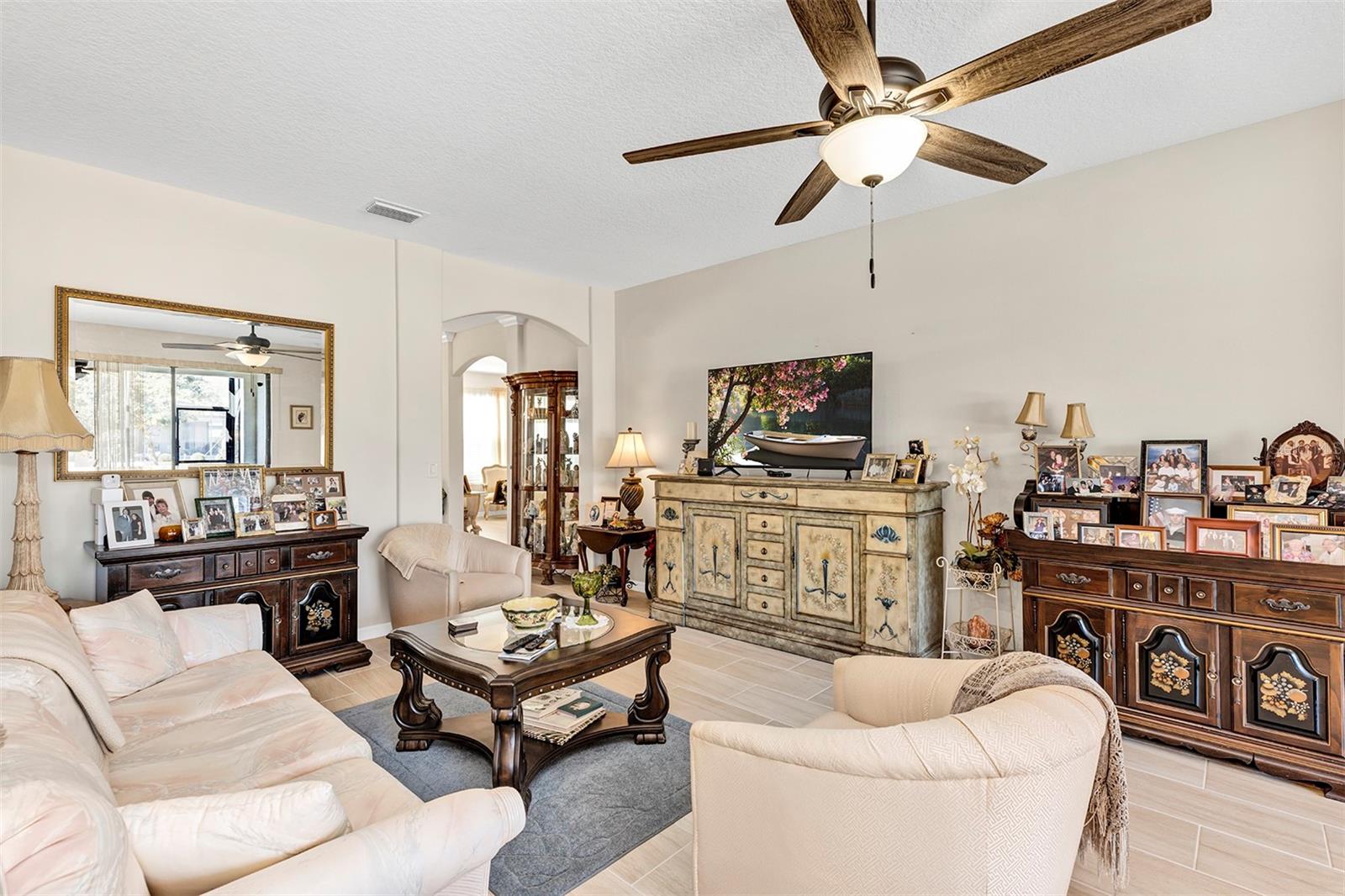 Image 8 of 54 For 3637 Arlington Ridge Boulevard