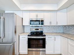 Image 11 of 33 For 1001 Chinaberry Road