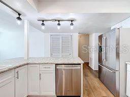 Image 12 of 33 For 1001 Chinaberry Road