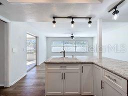 Image 13 of 33 For 1001 Chinaberry Road