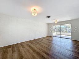 Image 8 of 33 For 1001 Chinaberry Road