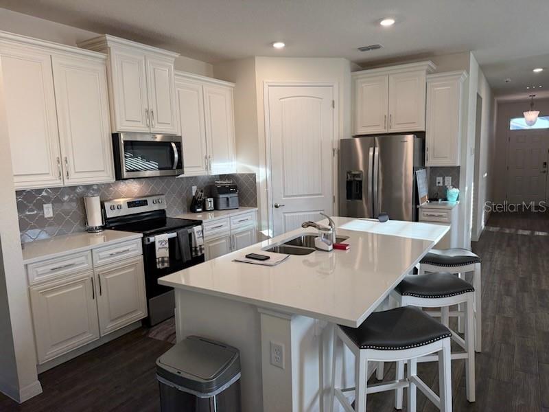 Image 3 of 16 For 17718 Blazing Star Circle