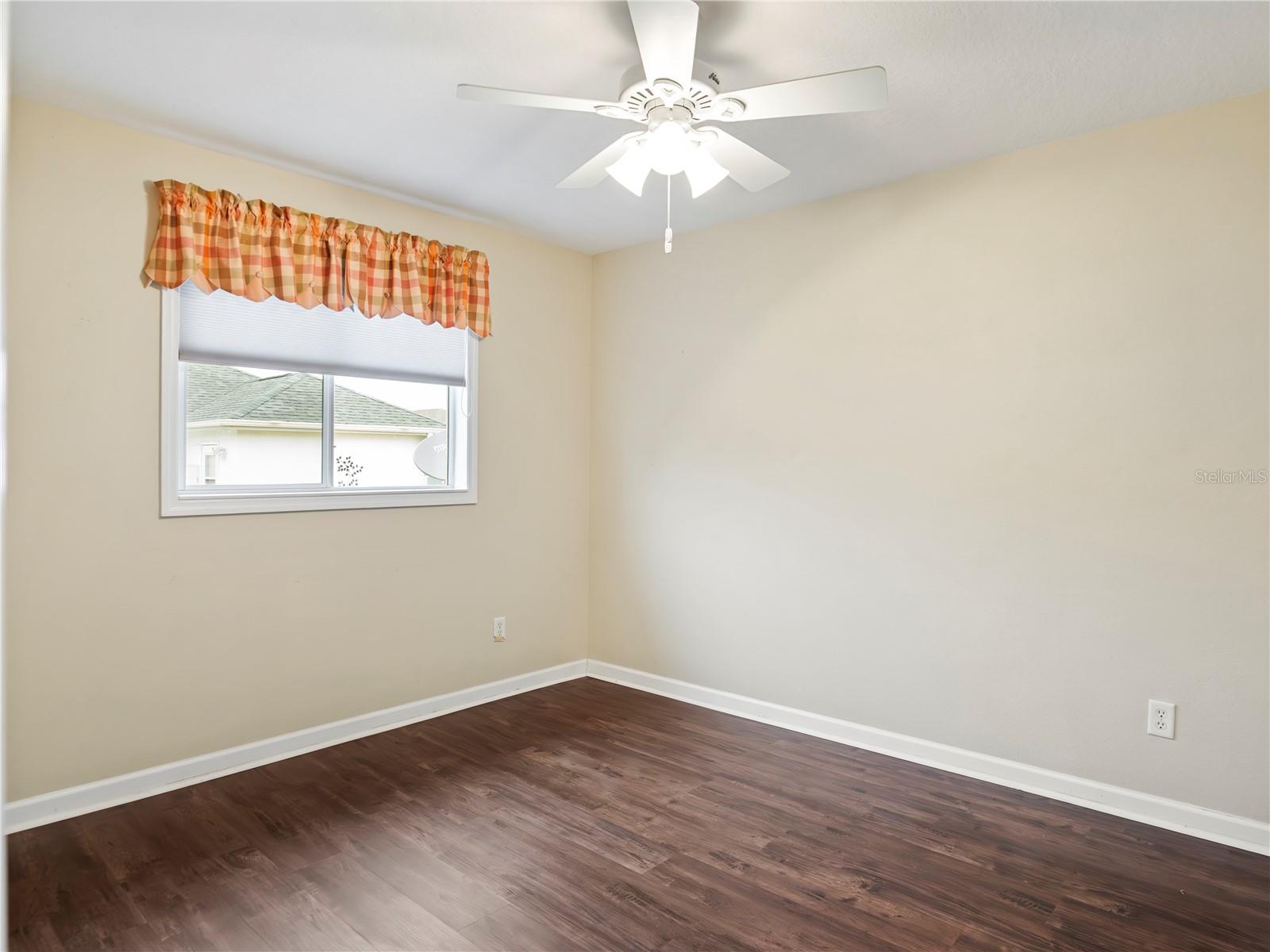 Image 15 of 29 For 1870 56th Terrace