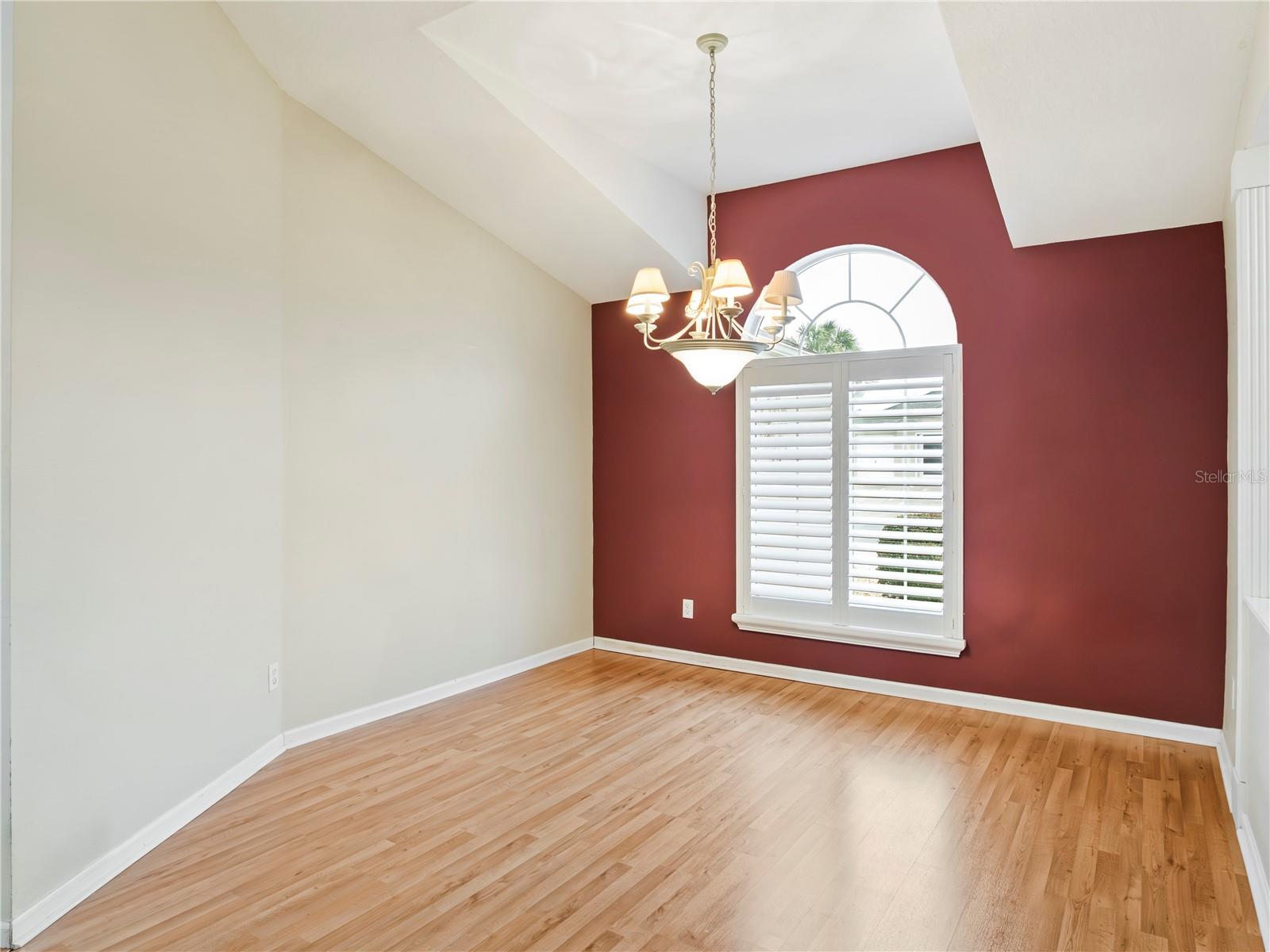 Image 4 of 29 For 1870 56th Terrace