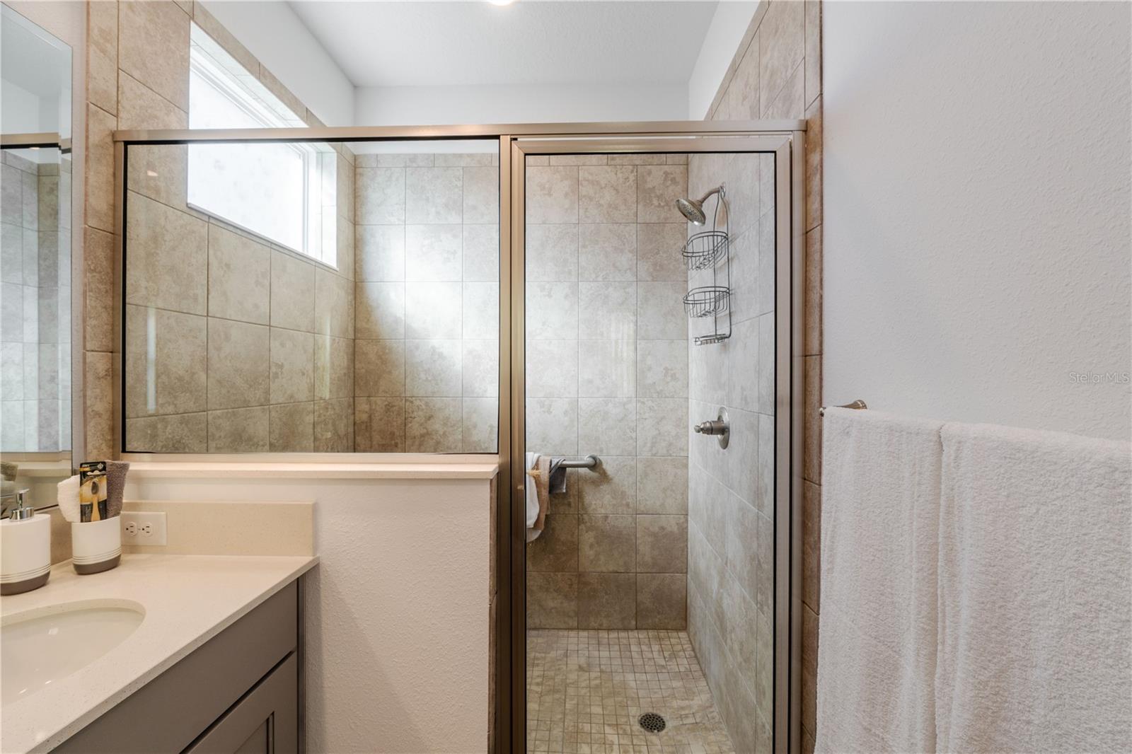 Image 23 of 27 For 9325 106th Avenue