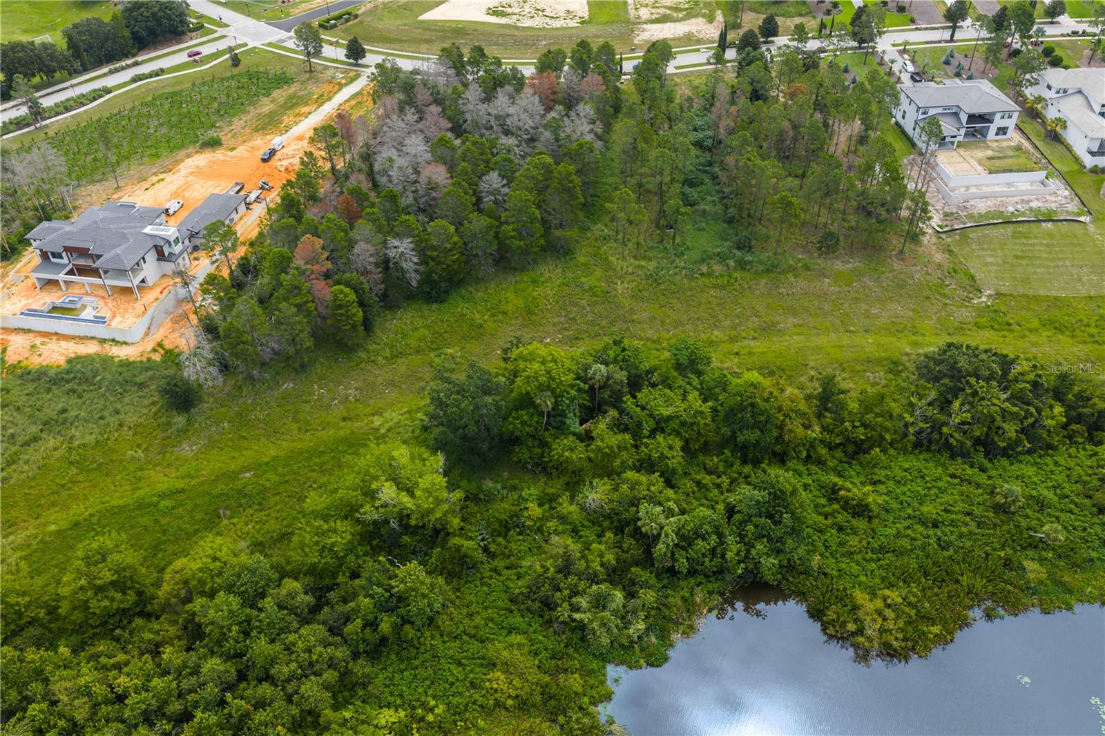 Image 5 of 18 For 16409 Pendio Drive