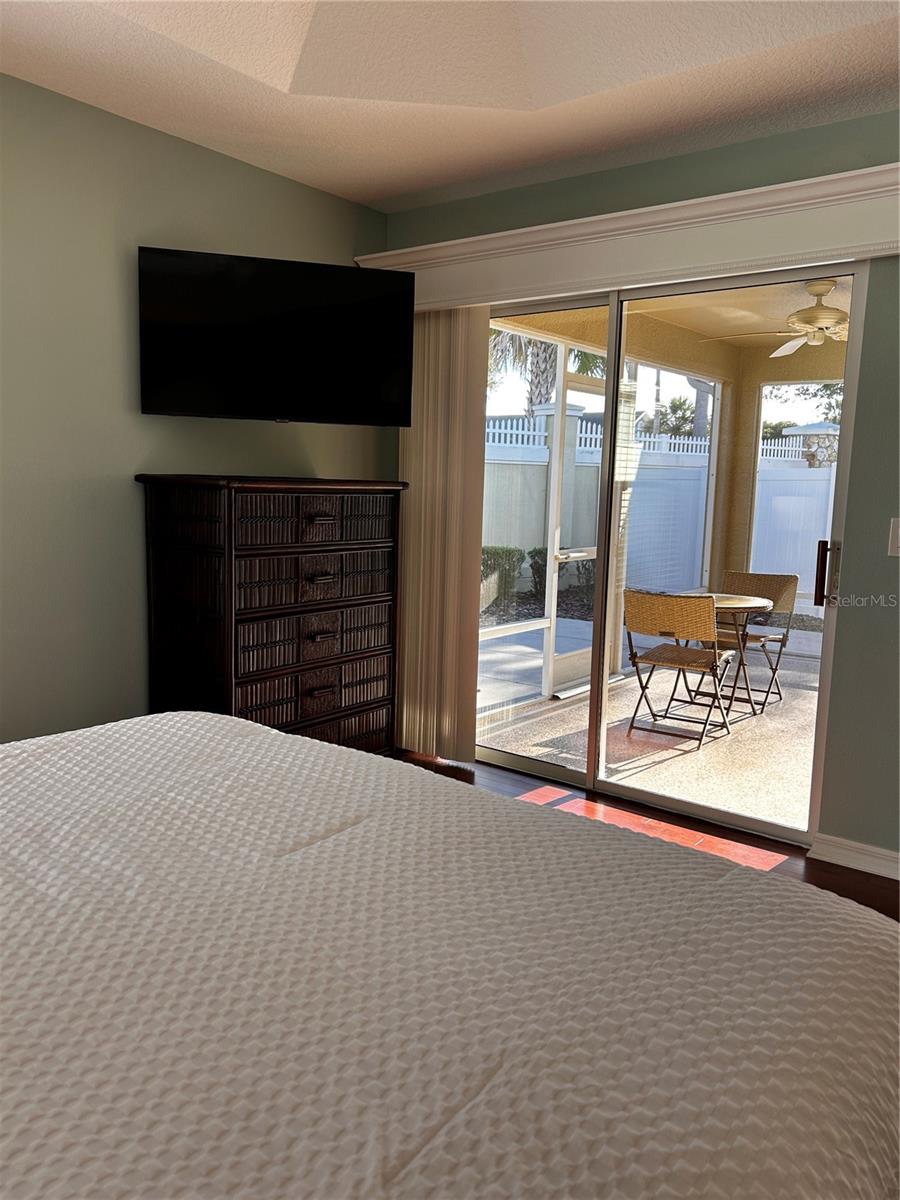 Image 22 of 30 For 1204 Flamingo Place