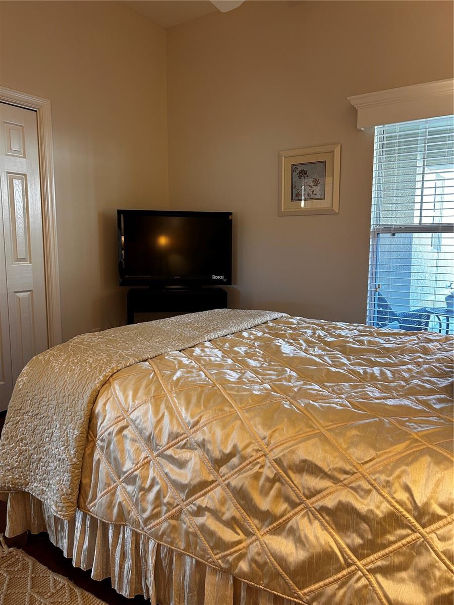 Image 26 of 30 For 1204 Flamingo Place