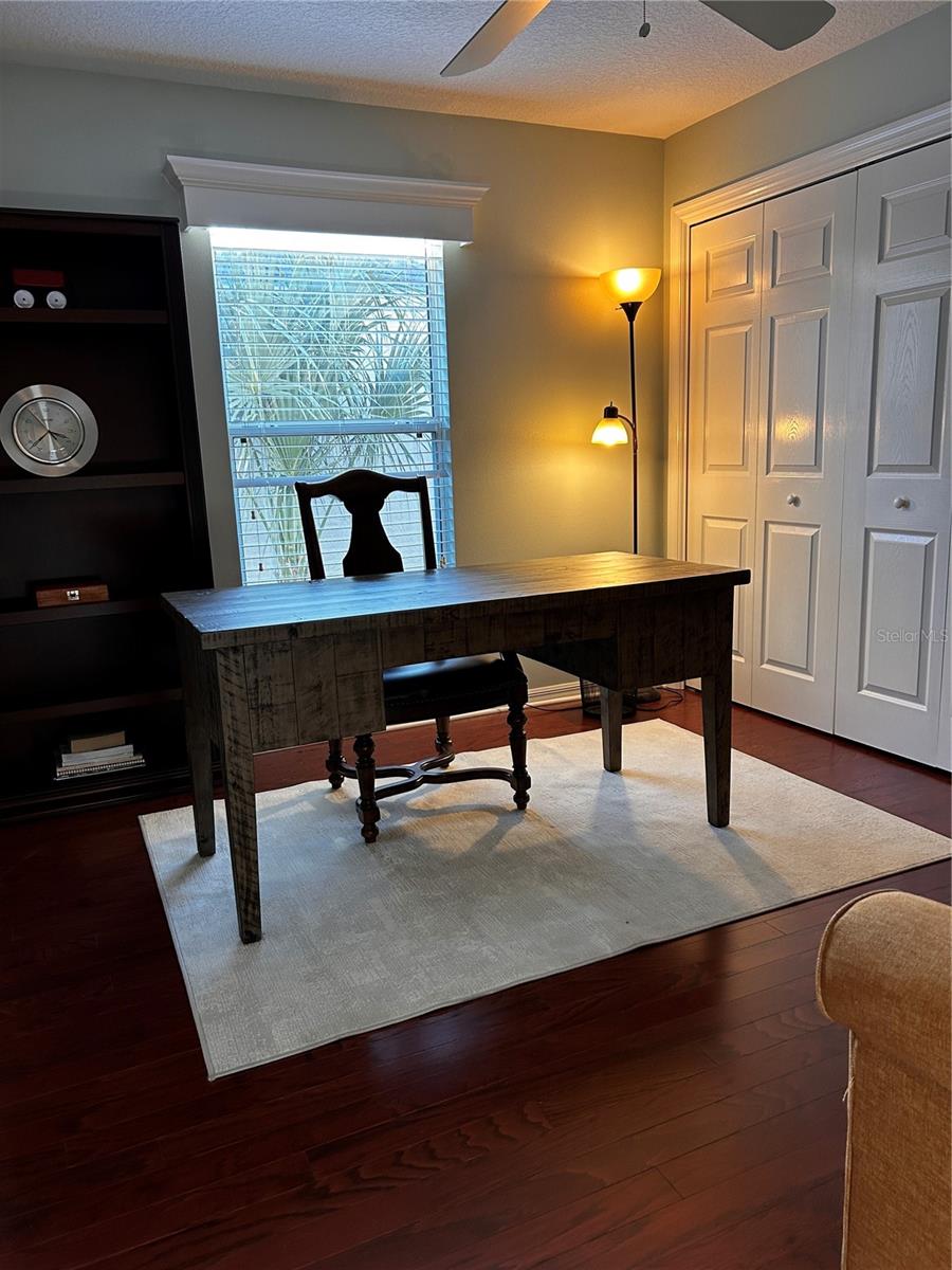 Image 27 of 30 For 1204 Flamingo Place