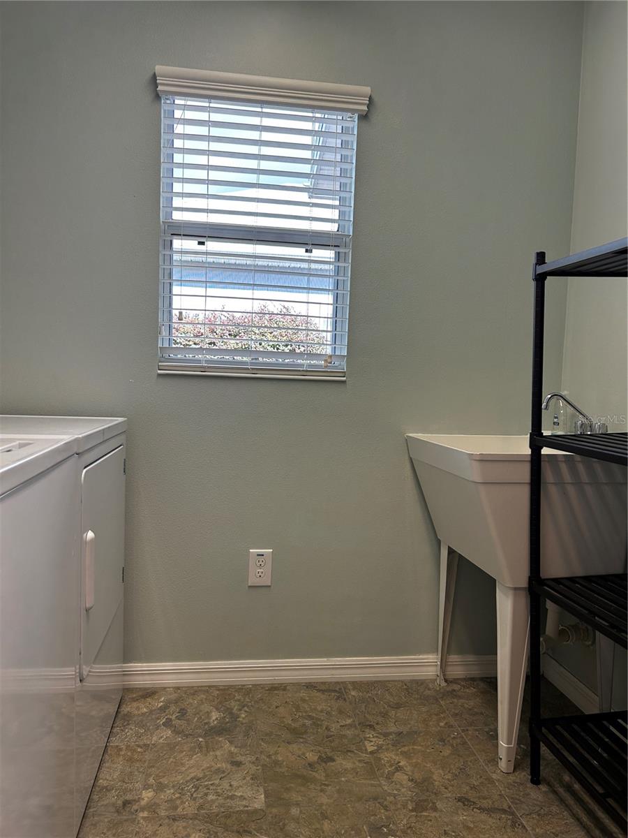 Image 29 of 30 For 1204 Flamingo Place