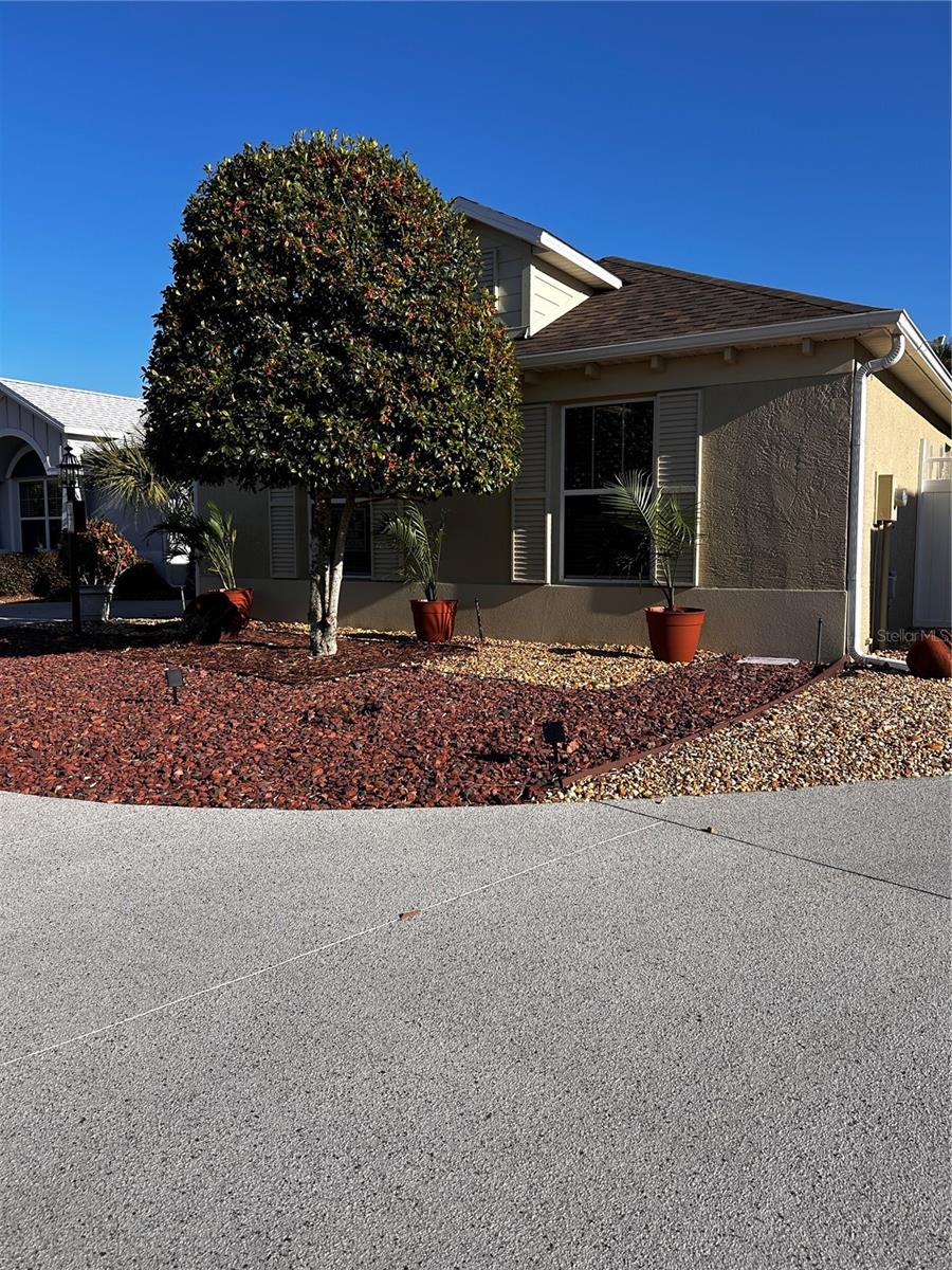 Image 4 of 30 For 1204 Flamingo Place