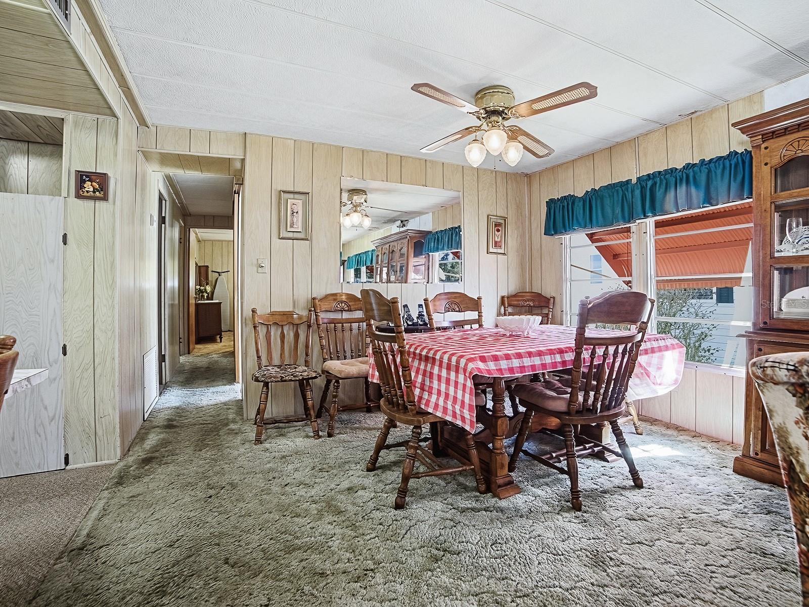 Image 25 of 31 For 25919 Zinnia Lane