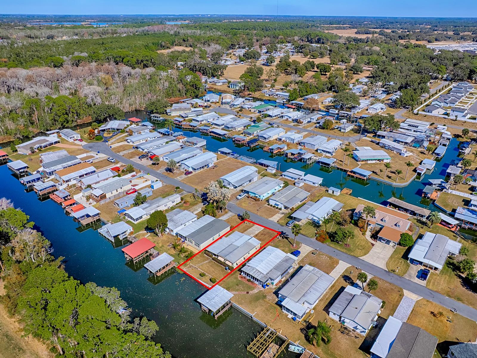 Image 3 of 31 For 25919 Zinnia Lane