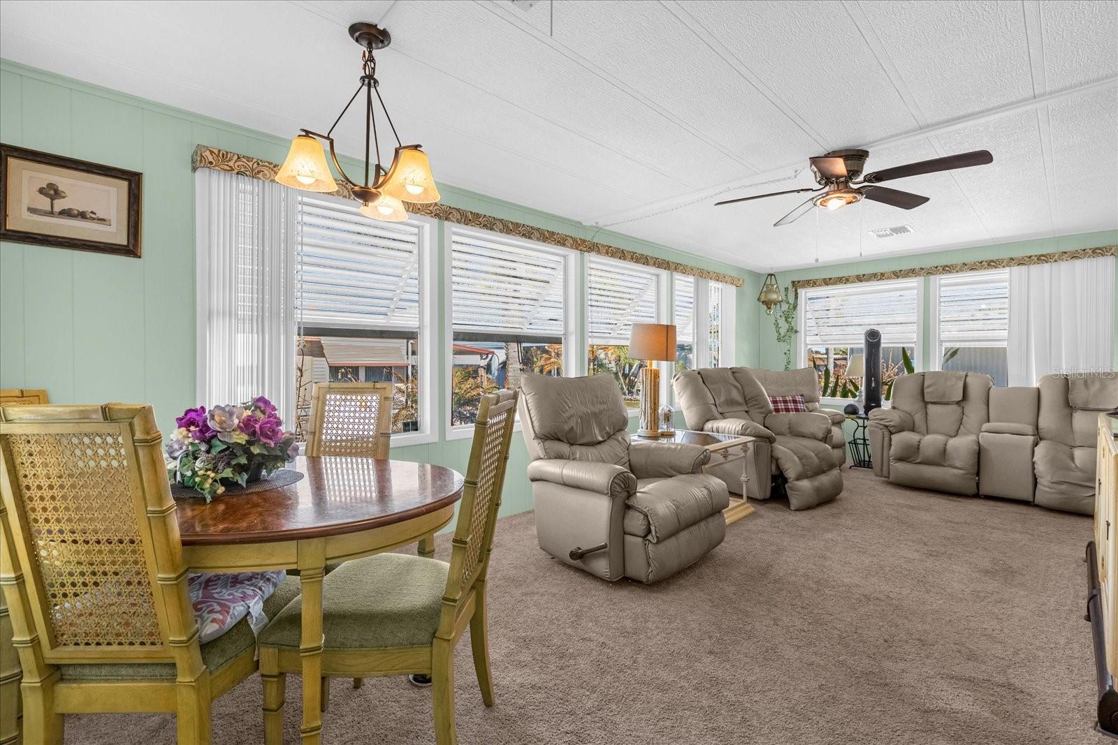 Image 4 of 55 For 115 Tropical Lane