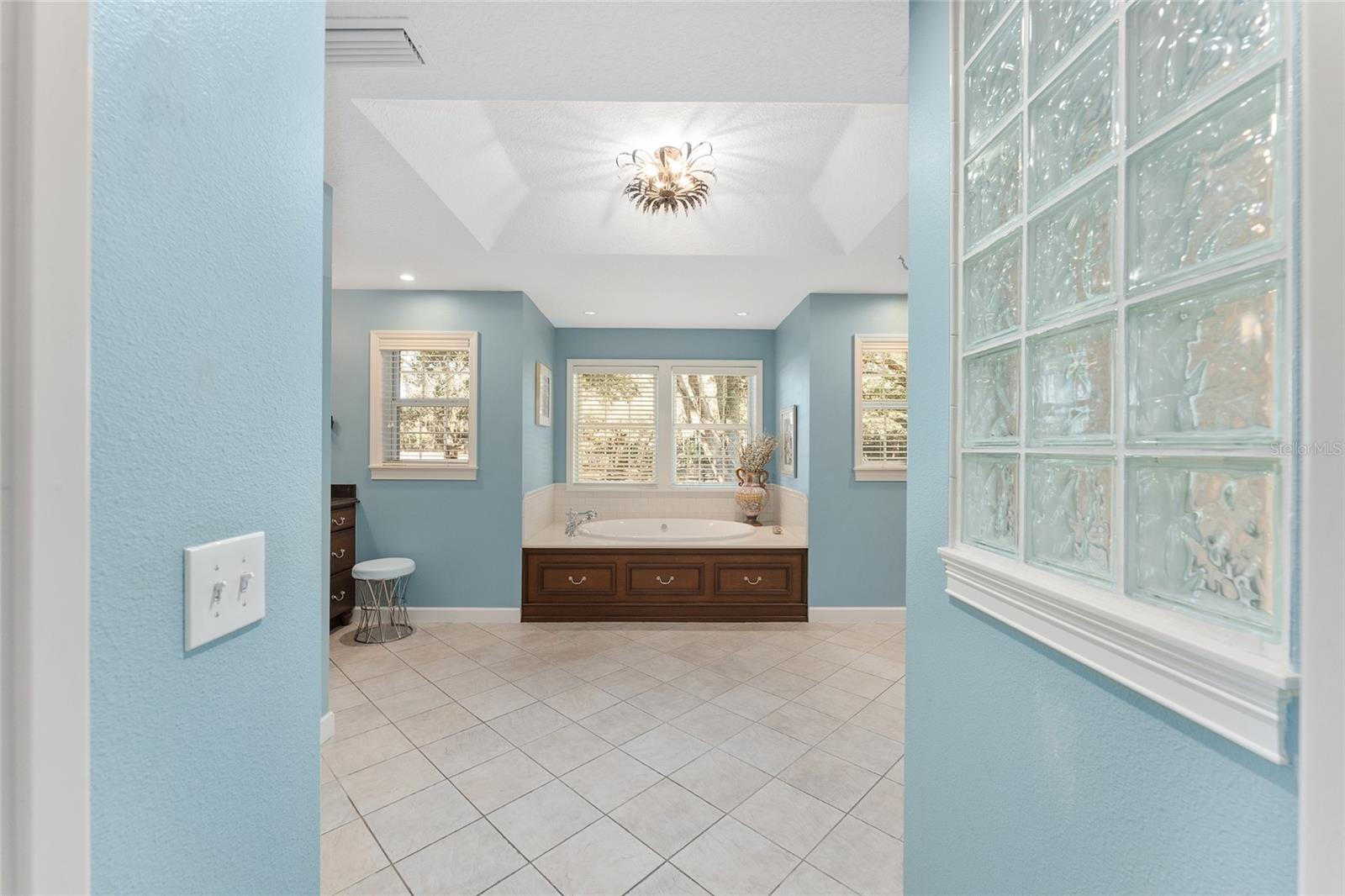 Image 35 of 100 For 2756 Cutters Corner