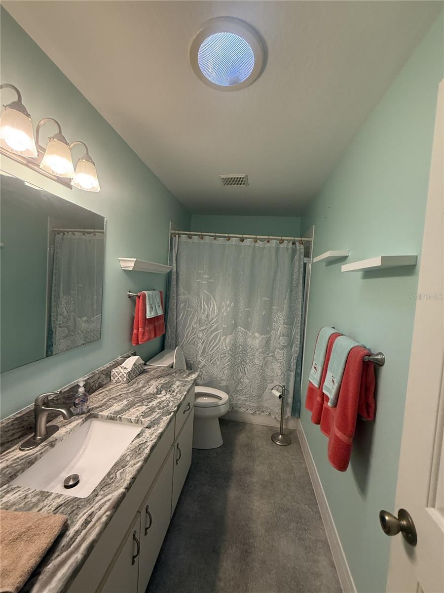 Image 13 of 22 For 11263 138th Lane