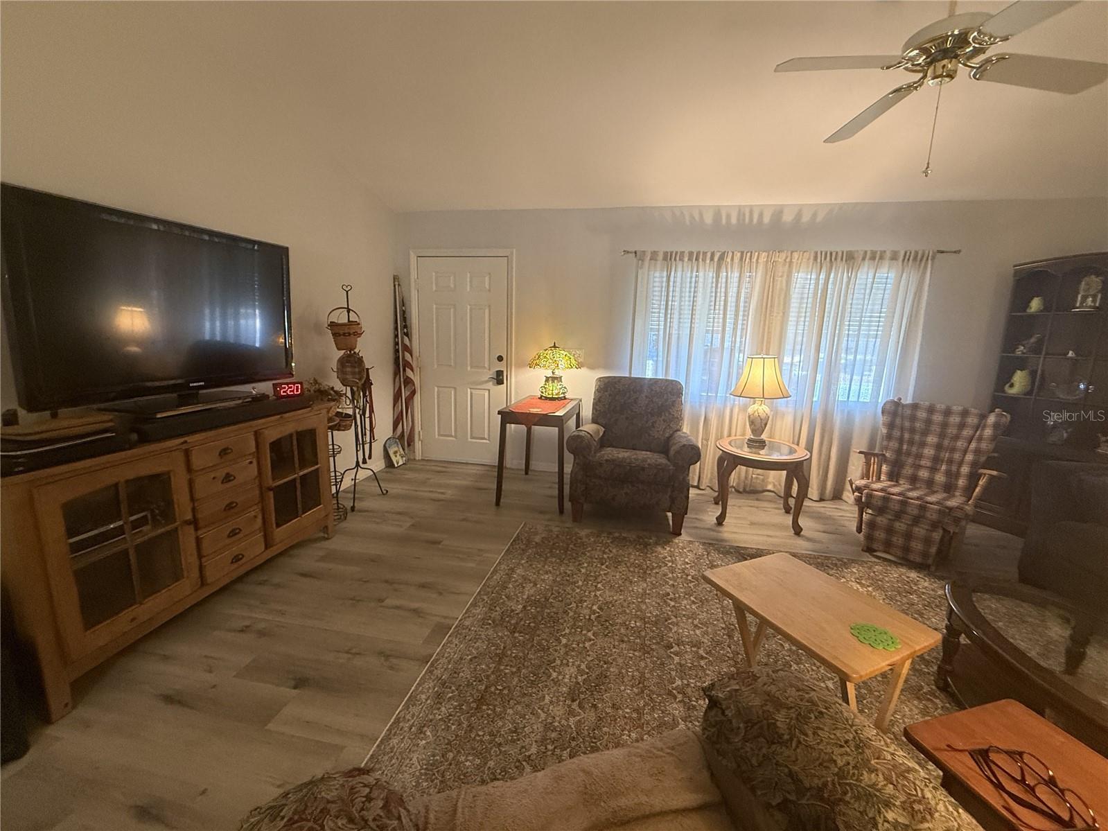 Image 2 of 22 For 11263 138th Lane