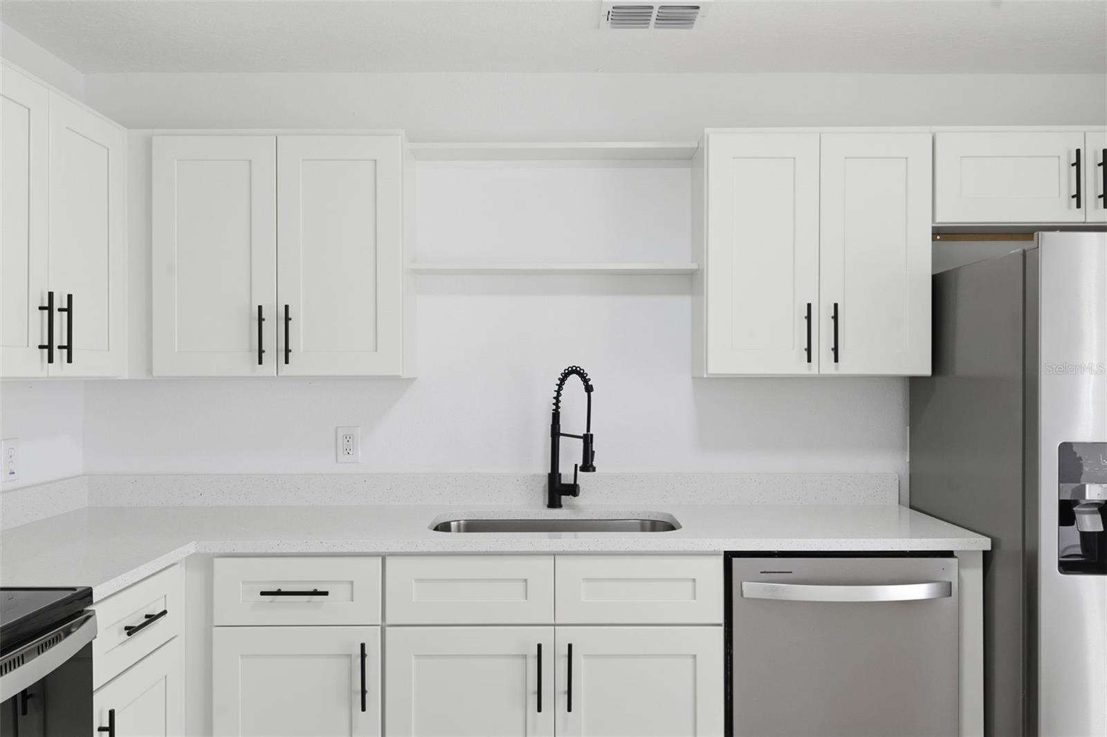 Image 7 of 38 For 211 Benchor Road