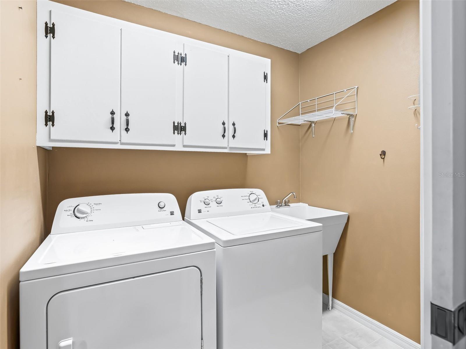 Listing photo id 28 for 485 Mallory Hill Drive