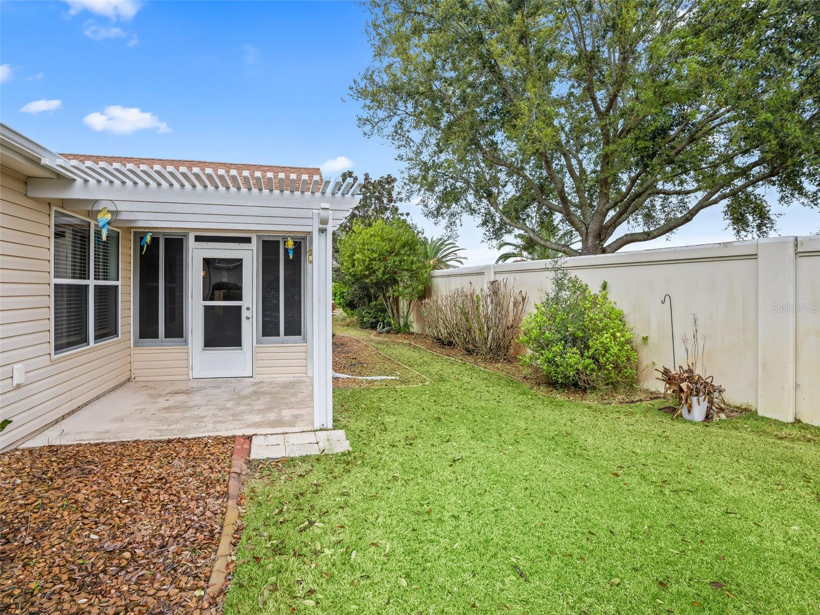 Listing photo id 30 for 485 Mallory Hill Drive