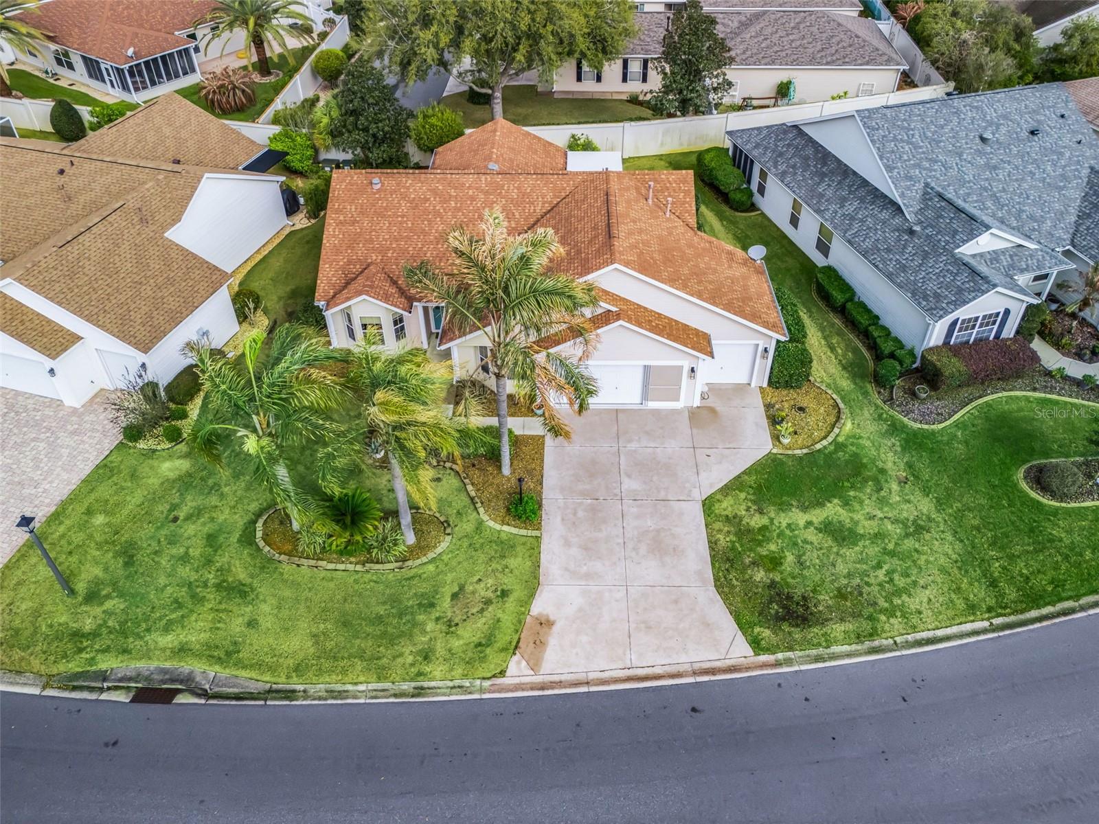 Listing photo id 34 for 485 Mallory Hill Drive