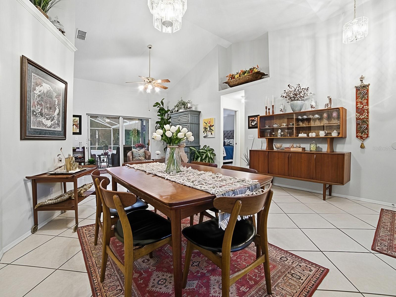 Image 3 of 31 For 104 Vista Avenue