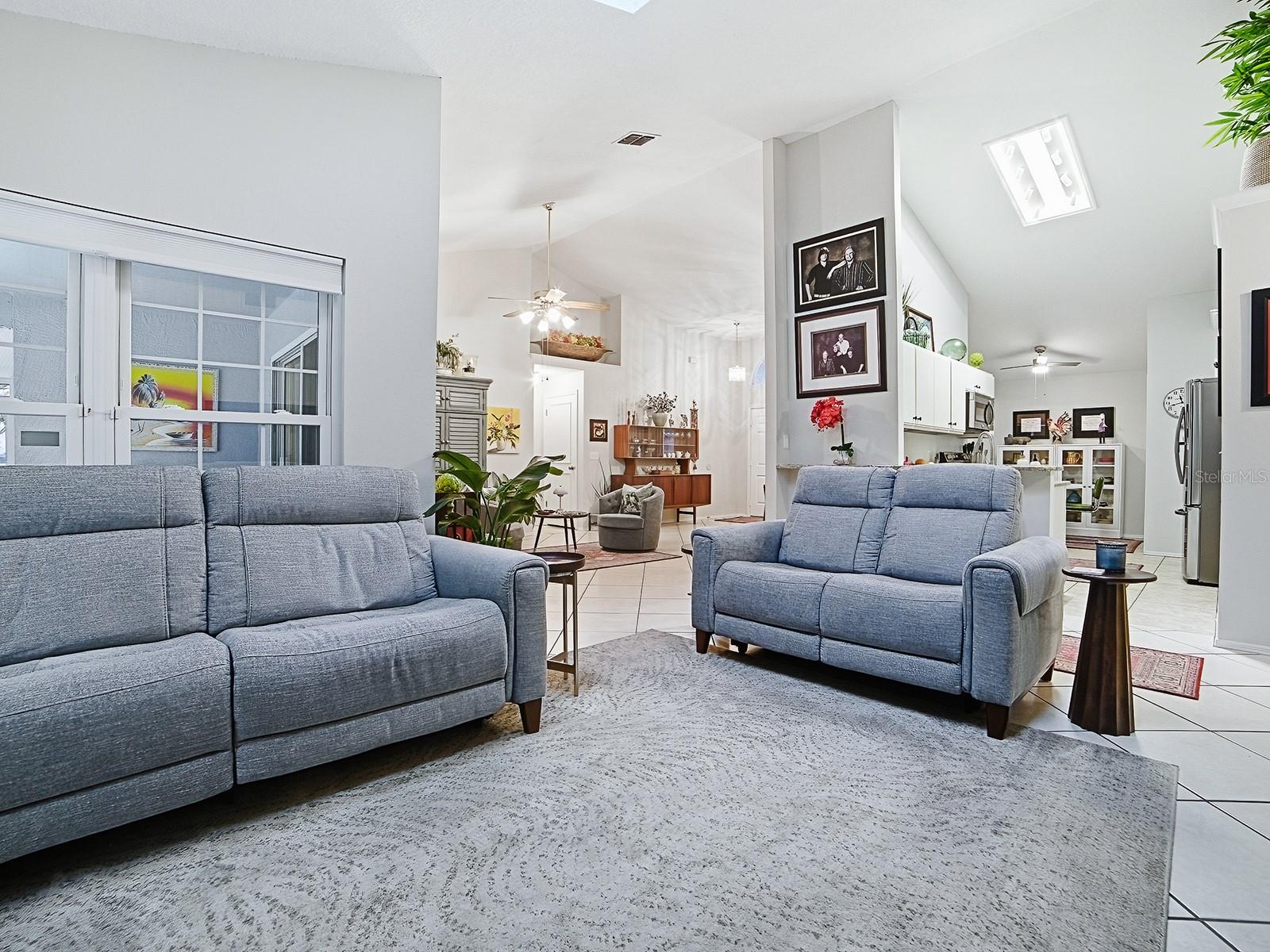 Image 9 of 31 For 104 Vista Avenue