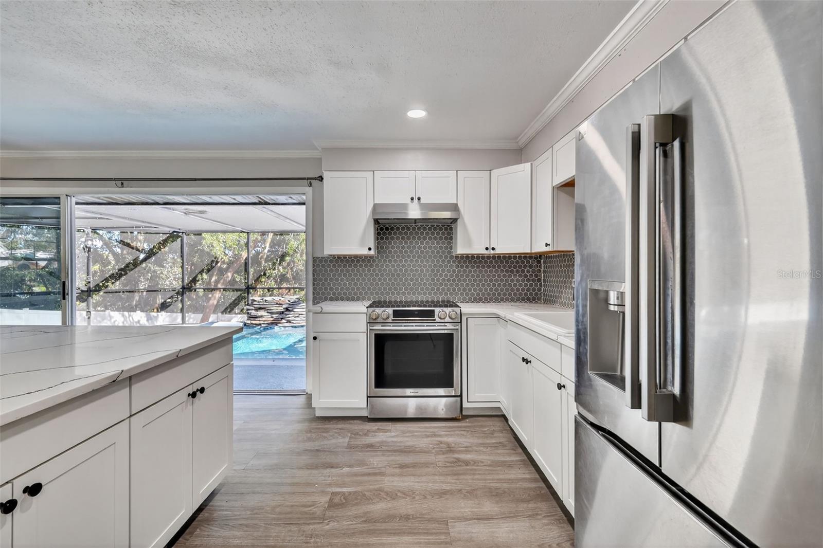 Image 19 of 36 For 1824 Crestview Drive