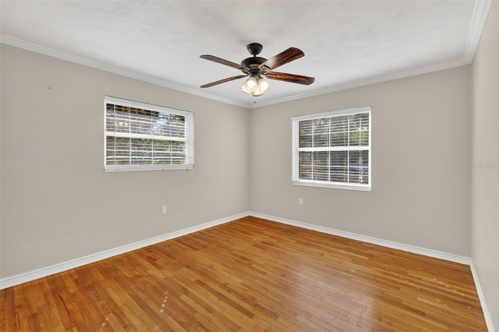 Image 24 of 36 For 1824 Crestview Drive