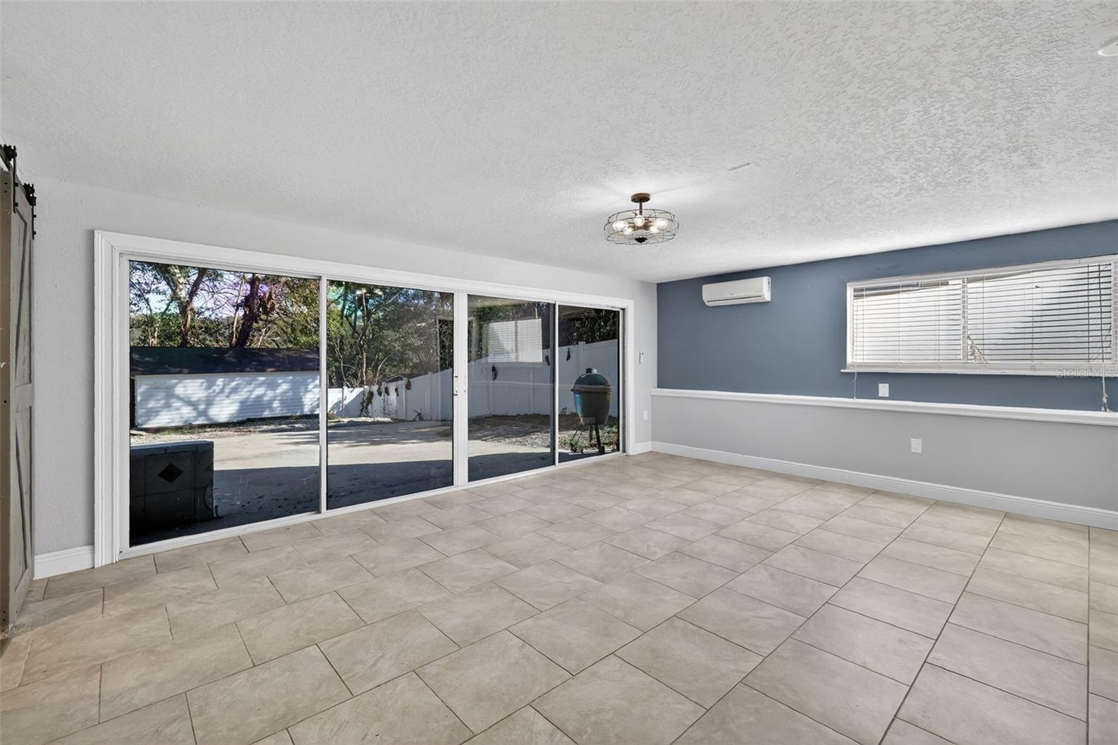 Image 31 of 36 For 1824 Crestview Drive