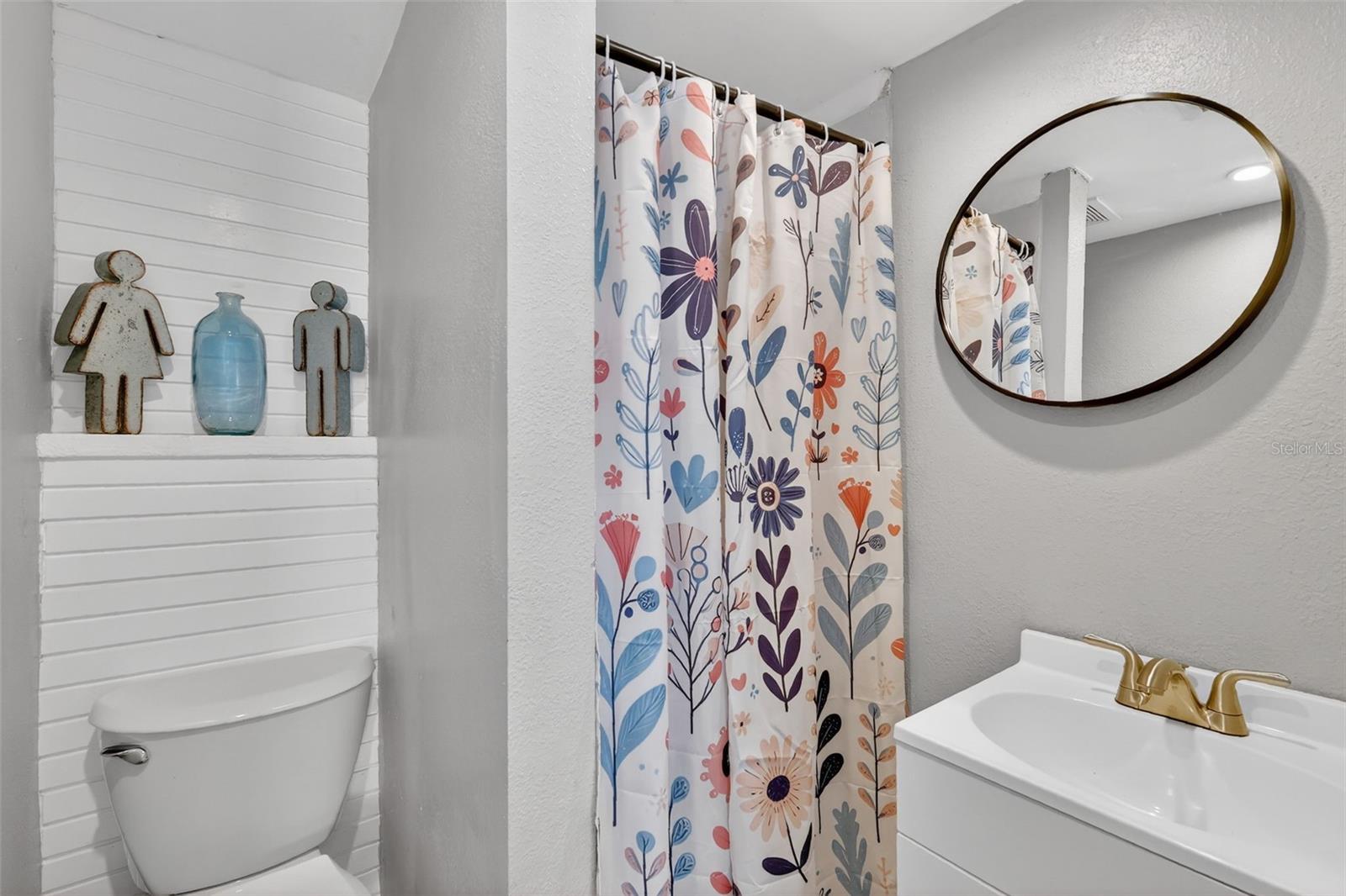 Image 36 of 36 For 1824 Crestview Drive