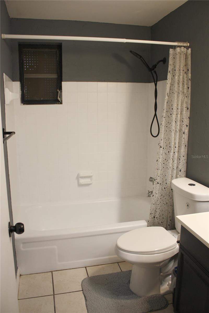 Image 14 of 39 For 2071 Canal Road