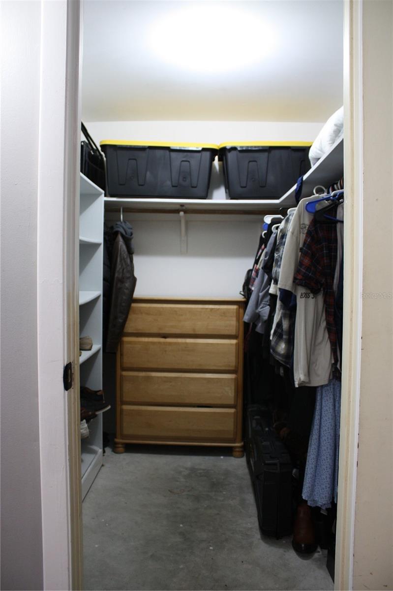 Image 24 of 39 For 2071 Canal Road