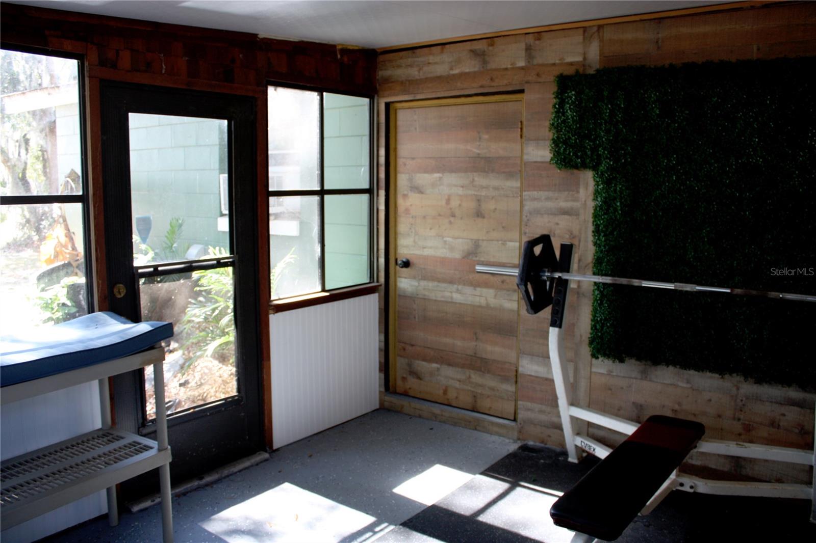 Image 35 of 39 For 2071 Canal Road