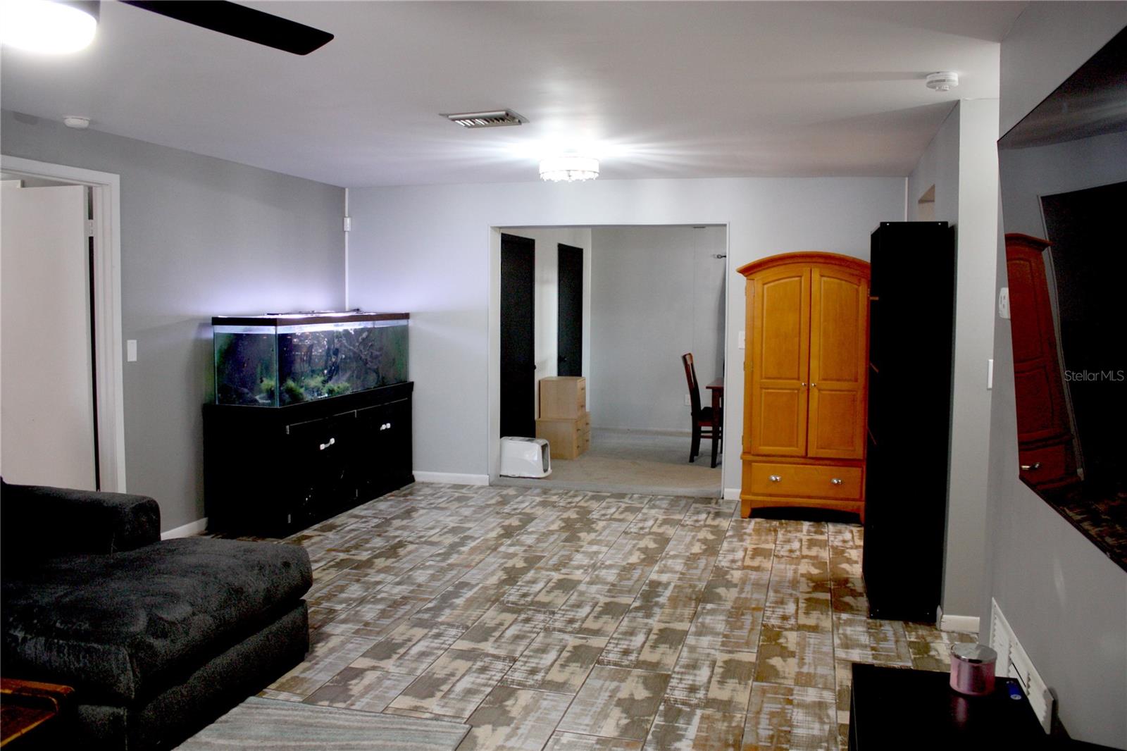 Image 6 of 39 For 2071 Canal Road