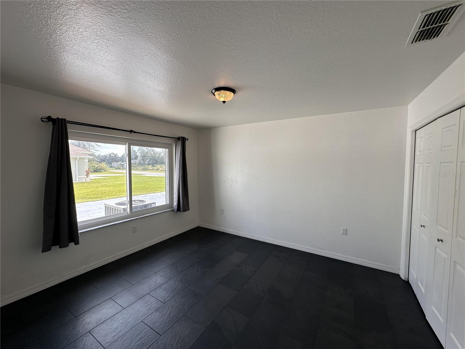 Image 4 of 45 For 15701 37th Circle