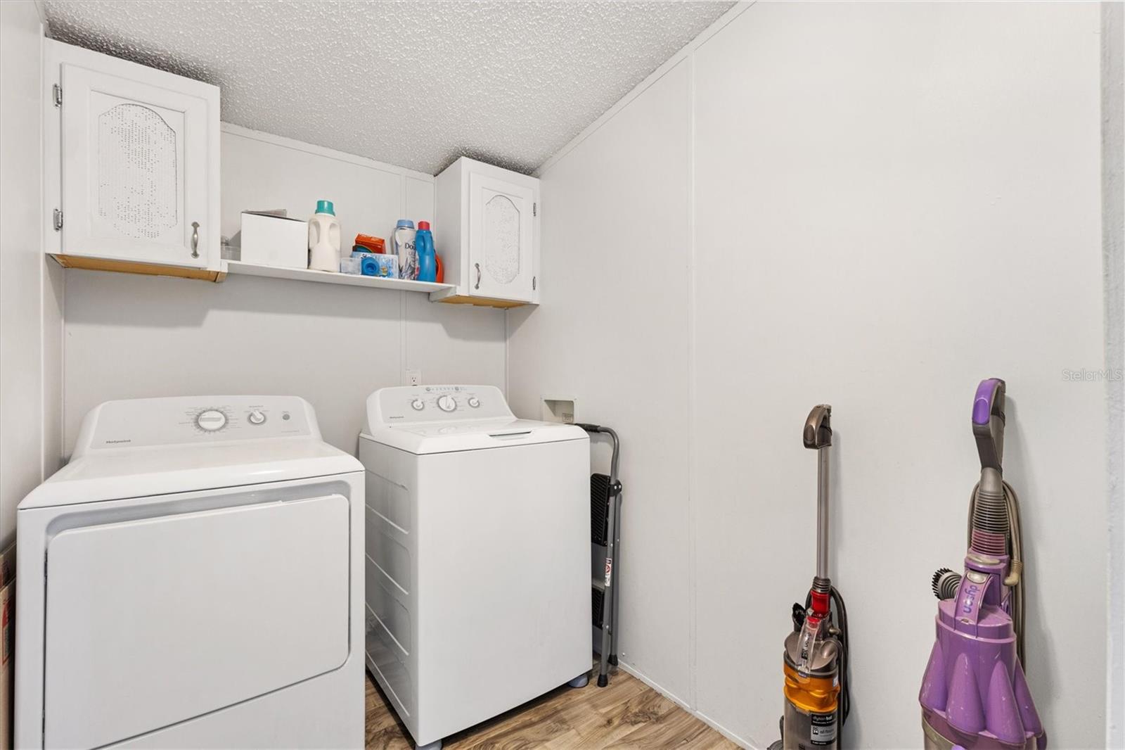 Image 24 of 36 For 8185 County Road 109