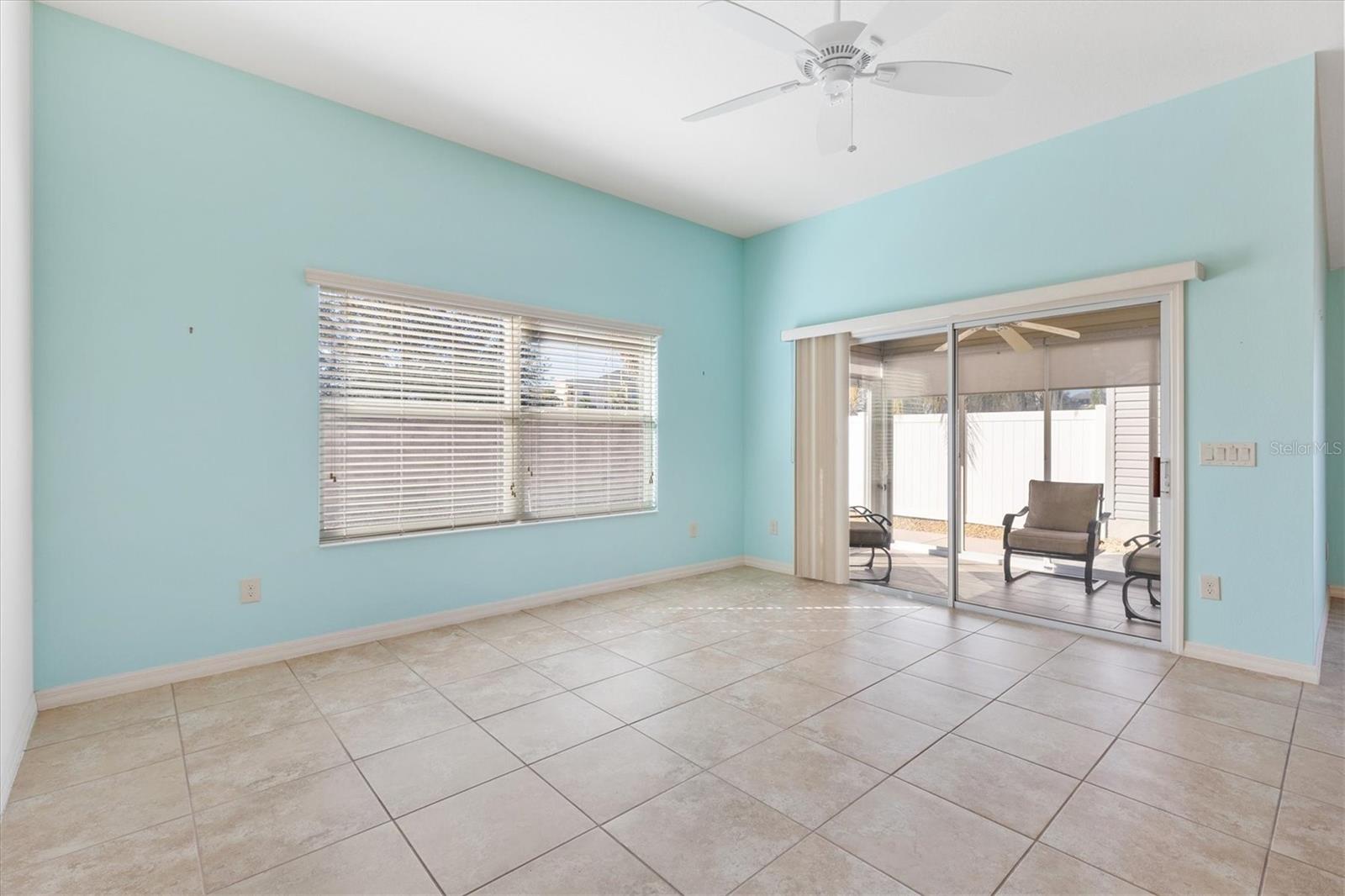 Image 11 of 39 For 2610 Lindewood Street